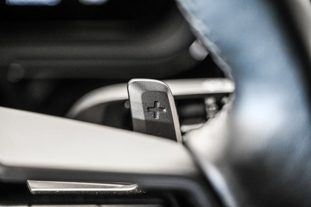 2024 Porsche Cayenne Pneus ÉtÉ et hiver inclus / AWD Image principale